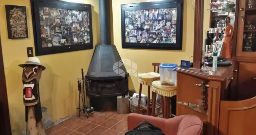 Casa com 4 quartos à venda na Rua Coronel Jaime da Costa Pereira, 320, Partenon, Porto Alegre