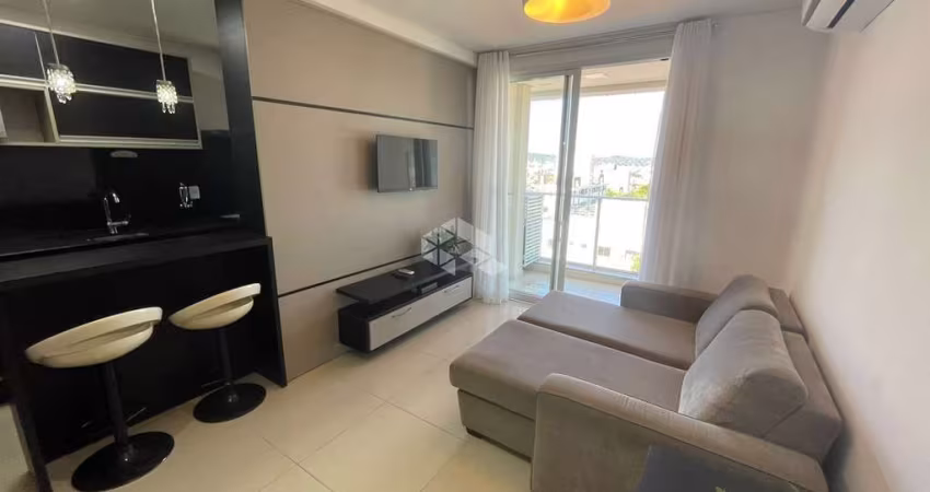 Apartamento à venda  mobilliado em Canasvieiras com 2 quartos e Vista Mar
