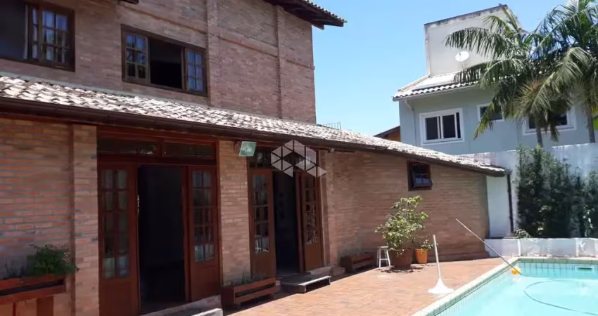 Casa  com piscina à venda em sambaqui - florianópolis/sc