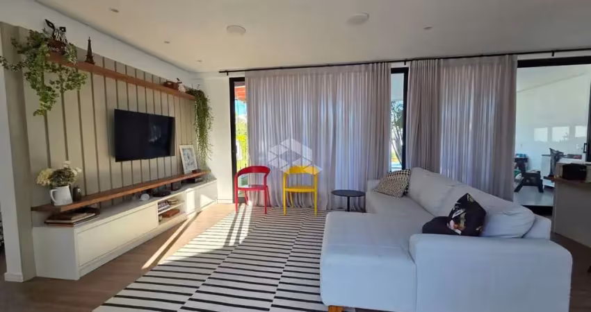 Casa com piscina à venda na praia da daniela - florianópolis/sc