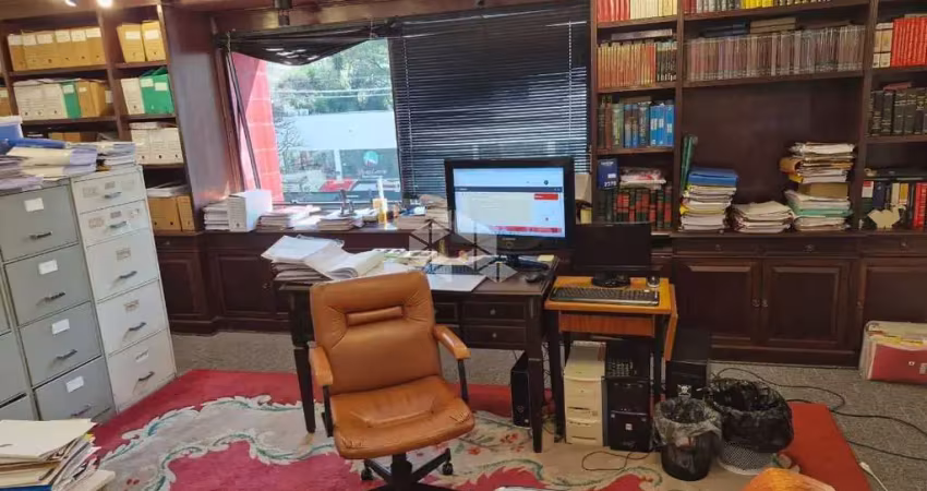 Sala comercial à venda! c/ 2 salas, 1 banheiro e 1 vaga