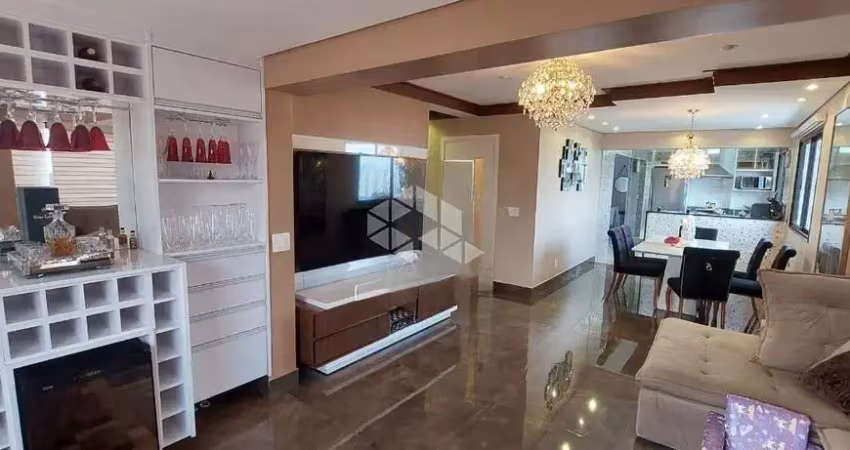 Apartamento reformado à venda com 3 quartos (1 suíte) e 3 vagas - excelente localização