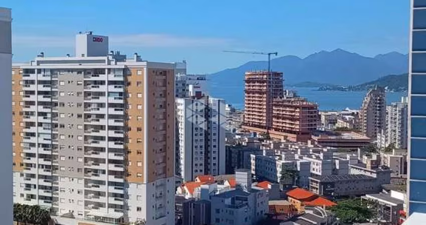 Apartamento semi-mobiliado com 2D e uma suíte, muito bem localizado no coração de Campinas, São José.