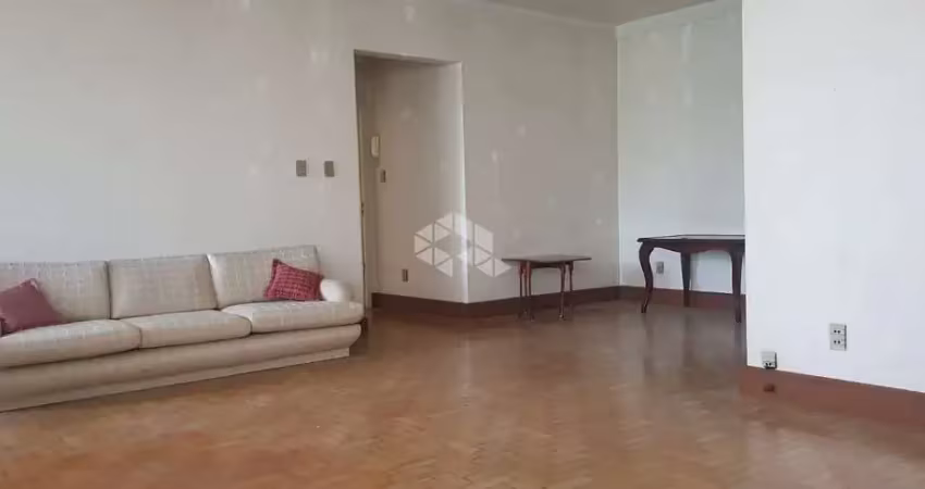 Apartamento com 2 quartos quartos à venda no centro histórico.