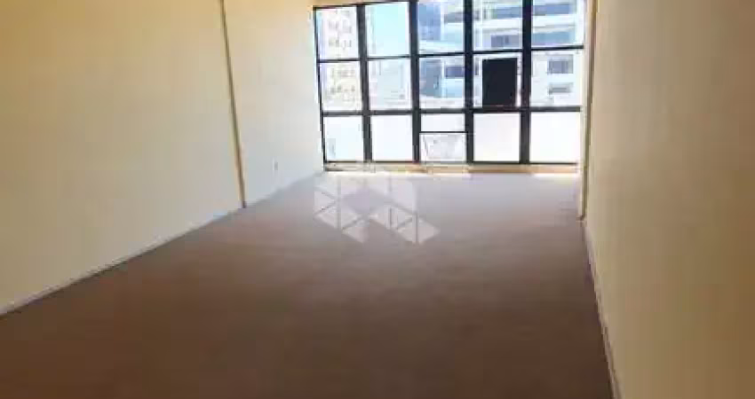 Sala comercial à venda 1 banheiro 1 vaga no bairro centro històrico