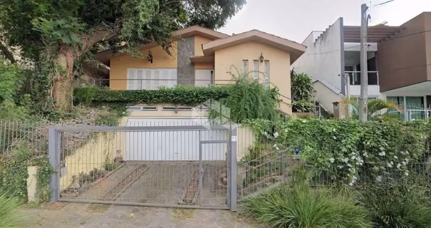 Casa com 3 quartos à venda na Rua Osmar Amaro de Freitas, 71, Jardim Itu Sabará, Porto Alegre