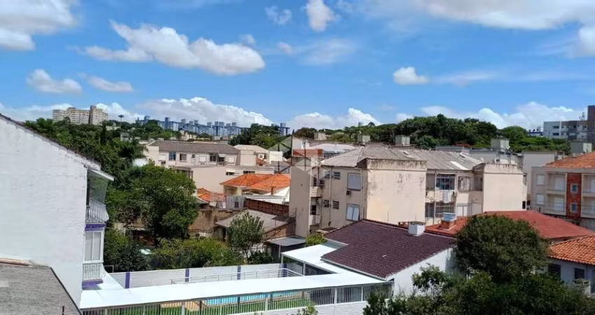 Apartamento 2 dormitórios/quartos a poucos metros da Praça Jaime Teles