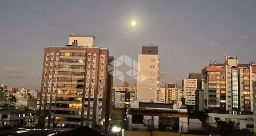 Cobertura à venda, 3 quartos, 3 banheiros, 2 vagas bairro menino deus.