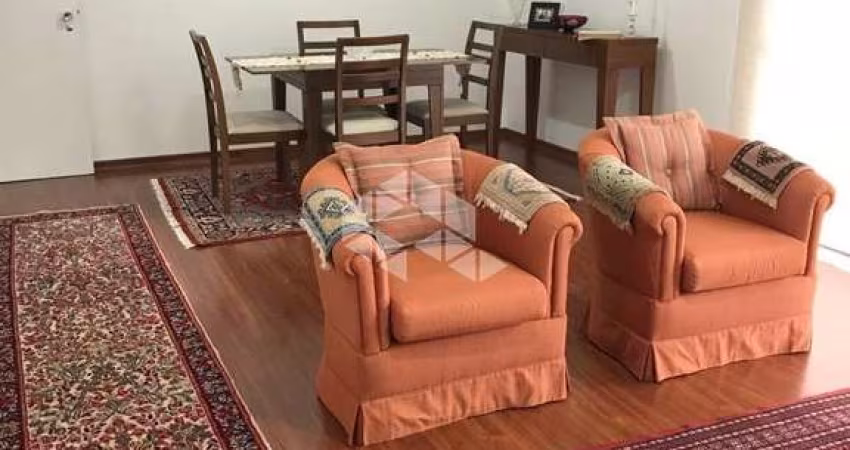 VENDA Apartamento no Campo Belo com 120m² com 3 dormitórios (1 suíte), 2 vagas, lazer completo