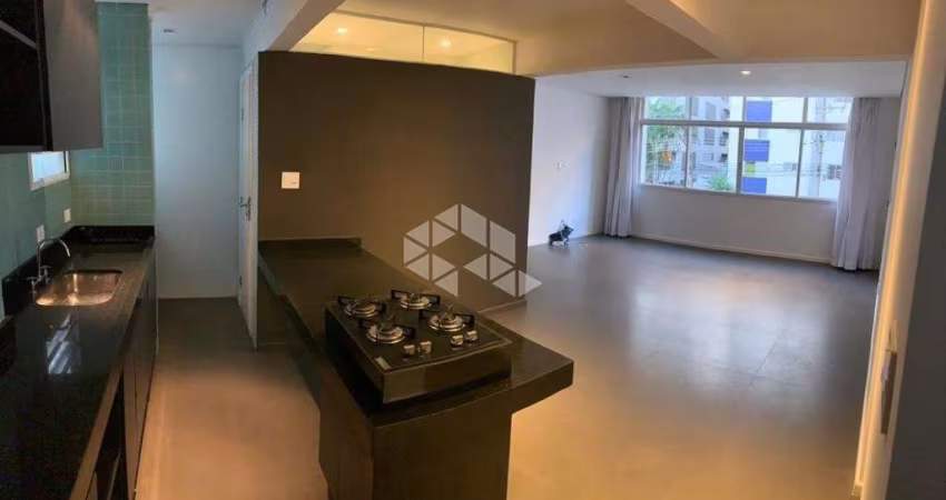 VENDA Apartamento de 98m² com 2 dormitórios (1 suíte) e 1 vaga no Itaim Bibi, próximo de vias de acesso