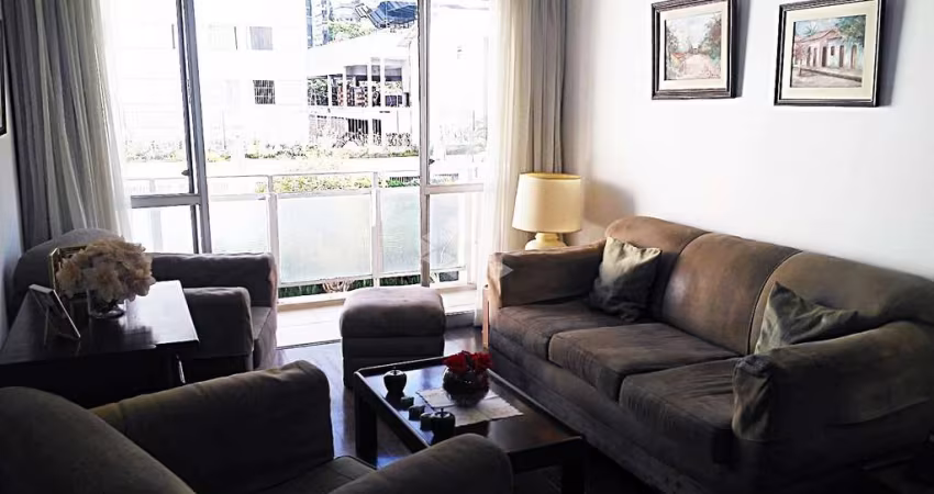 VENDA, Apartamento 92m², 3 dormitórios, ( 1 Suíte ), 1 vaga no Campo Belo