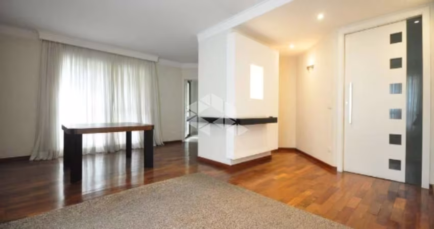 VENDA apartamento 4 dormitórios ( 3 suítes) 4 vagas no Morumbi