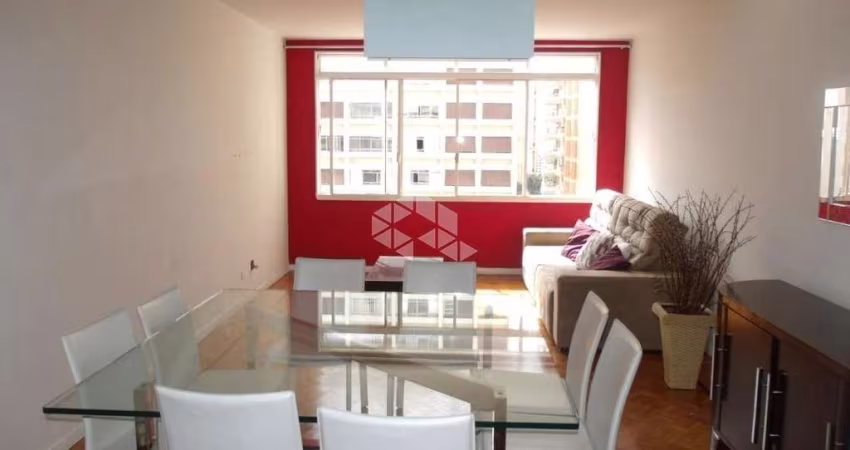 Apartamento á venda de 135m², com  2 dormitórios  sendo 1 suíte  2 banheiros 1 vaga localizado no Bairro de perdizes .