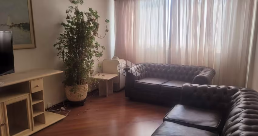 Apartamento à venda  de 100m², com  2 dormitório 1 Banheiro e 1 vaga localizado ,no Bairro