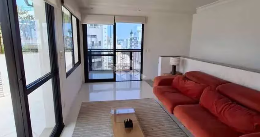 Cobertura duplex à venda em moema com 206m², 3 dormitórios (sendo 1 suíte) e 3 vagas de garagem.