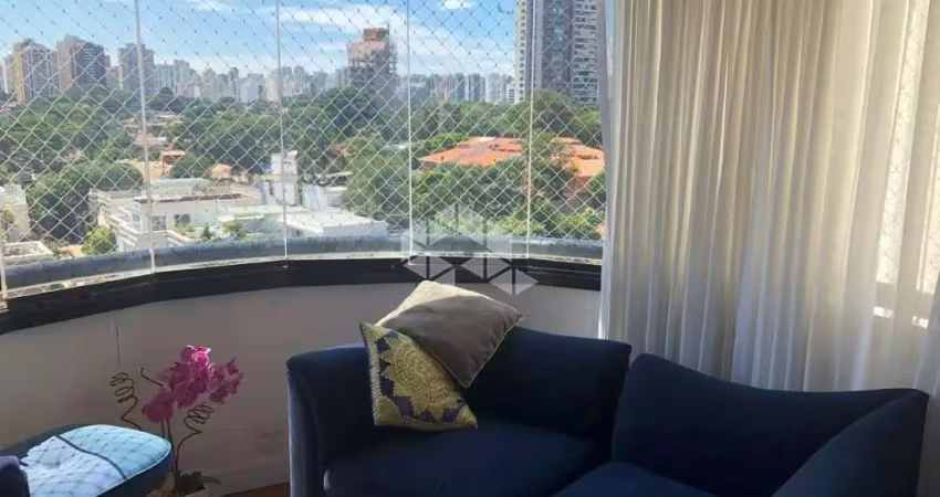 Apartamento à venda no brooklin com 200m², 3 suítes e 3 vagas de garagem.