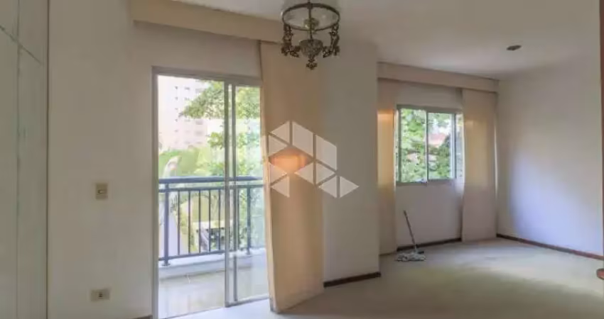 Apartamento à venda no brooklin com 165m², 4 dormitórios (sendo 1 suíte) e 2 vagas de garagem.