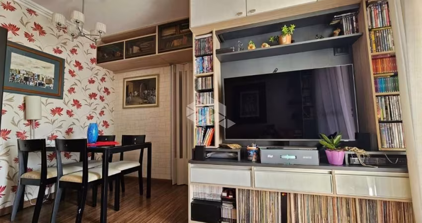 VENDA Apartamento de 48m²com 2 dormitorios, 1 vaga na Barra Funda - MOBILIADO