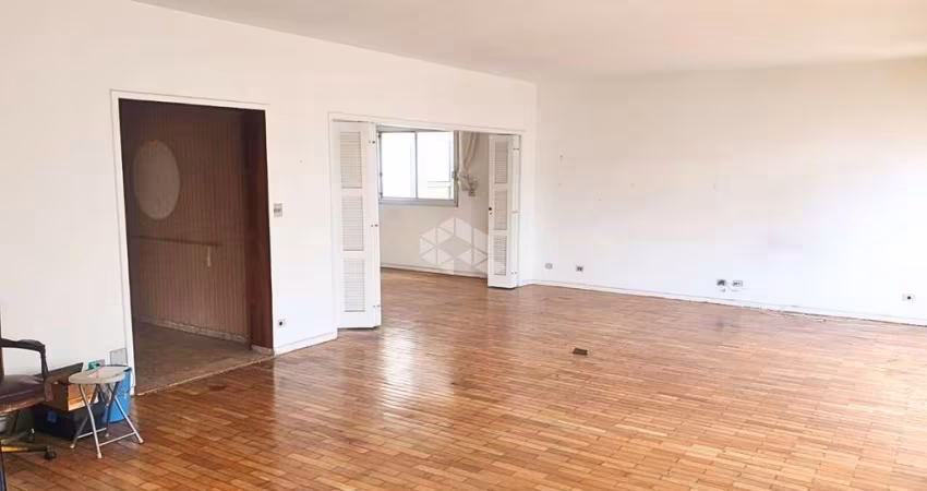 Apartamento à Venda com 3 Quartos,  sendo 2 Suítes a Na Bela Vista.