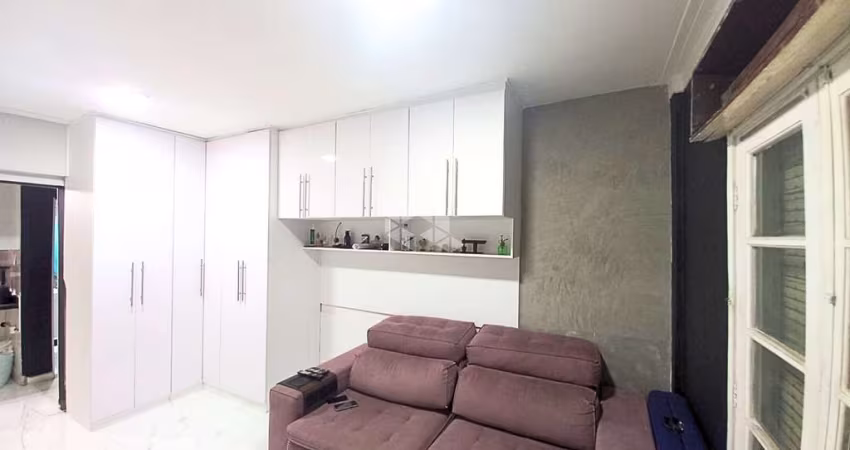 Apartamento com Varanda à Venda, com 1 Quarto e 1 Vaga No Bairro da Bela Vista