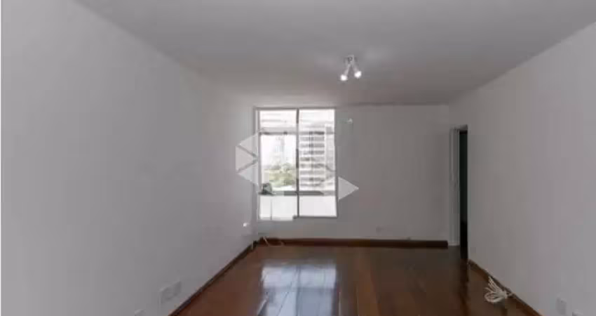 Apartamento a venda no jd. das acácias com 80 m², com 3 dormitorios sendo 1 suíte e 1 vaga de garagem.