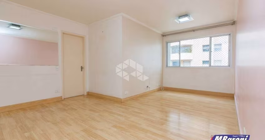 Apartamento a venda Campo Belo - São Paulo, 3 dormitórios, 1 suíte, 2 vagas