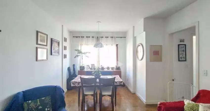 2 dormitórios dependência, 77m2 area priv 1 garagem ao lado hospital mae de deus
