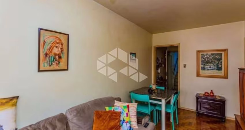 APARTAMENTO DE 1 DOM/QUARTO NO CENTRO HISTÓRICO