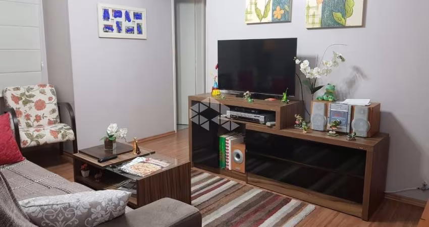 Apartamento com 2 dormitórios com garagem