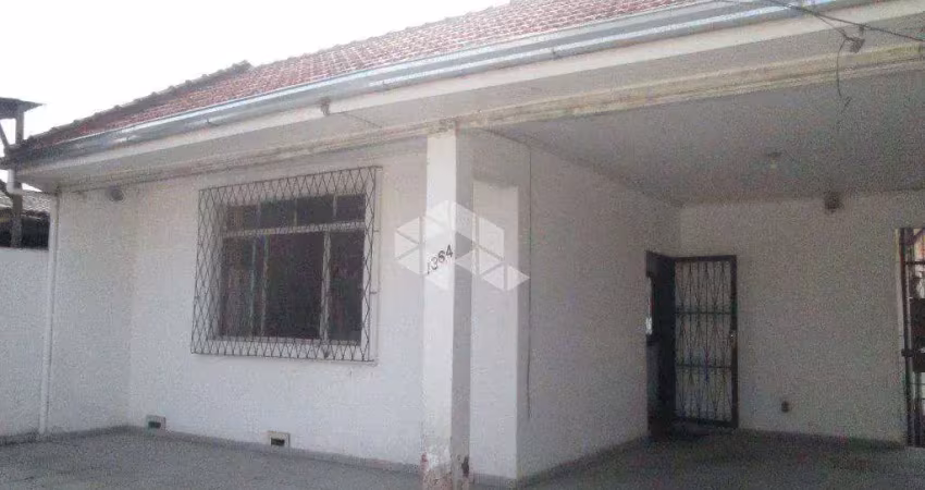 Casa residencial à venda com piscina, tristeza, porto alegre.
