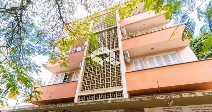 2 dormitório térreo 68m2 area privativa desocupado no menino deus