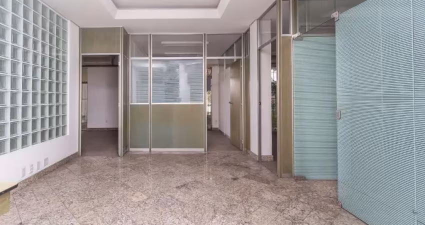 Loja com 226,52 m² com conjuntos de salas bairro higienópolis