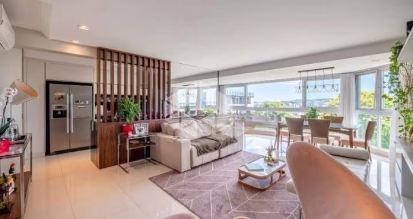 Apartamento Garden à venda com 3 dormitórios, 150m² e 2 vagas no bairro Cristal,