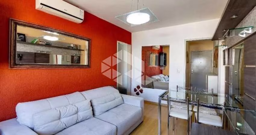 Apartamento 2 dormitorios, suíte e Garagem
