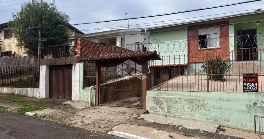 Casa com 3 quartos à venda na das Camélias, 40, Santa Tereza, Porto Alegre
