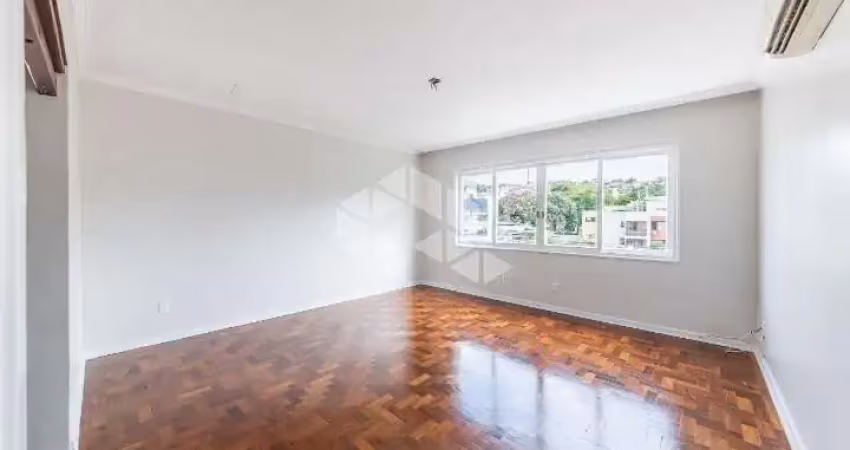 Apartamento 03 dormitórios e vaga de garagem  menino deus