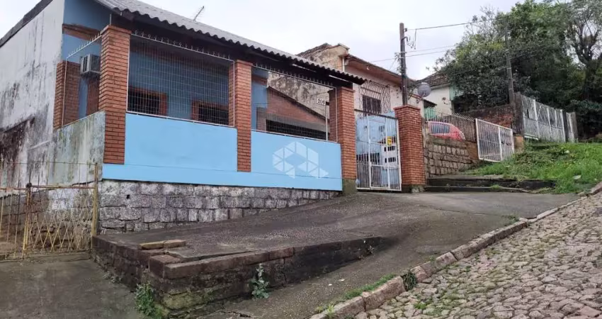 Casa com 180 m² e 4 quartos à venda no bairro partenon