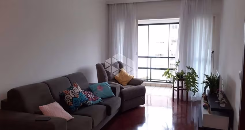Apartamento a venda 03 dormitórios  com garagem no Bairro Boa Vista