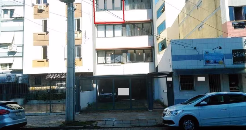 No Menino Deus, sala de cobertura com box duplo