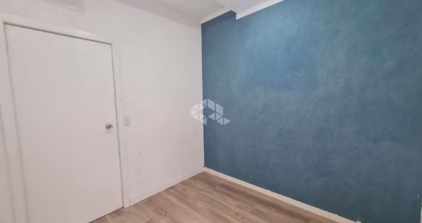 Sala comercial reformada em plena rua dos Andradas