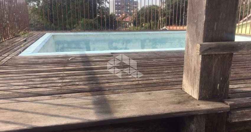 Para quem quer sair de uma casa e ter mais segurança em um apartamento.