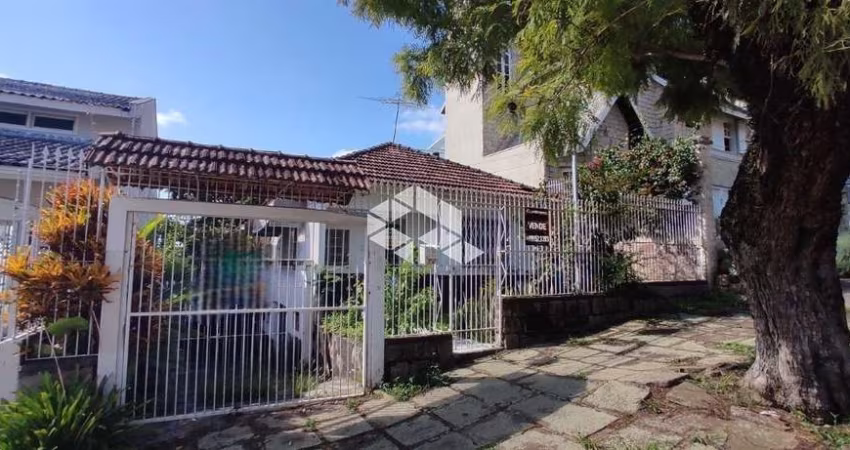 CREDITO REAL MOINHOS vende Terreno com  10,58 X  30,00