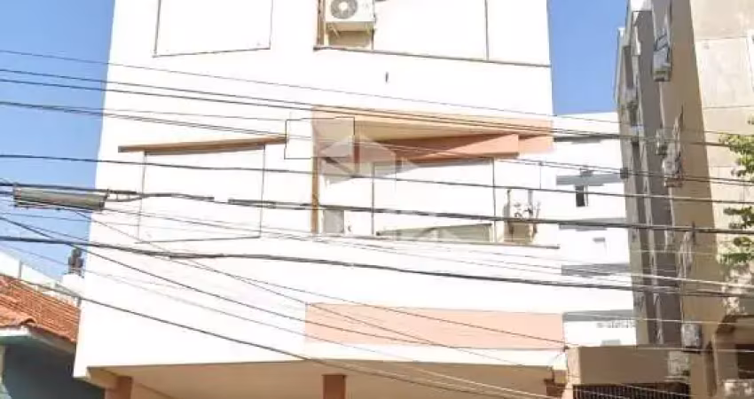 Cobertura 3 dormitórios, sendo 1 suíte no bairro petrópolis