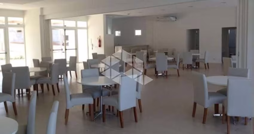 Casa com 3  dormitórios e 2 vagas no bairro Lomba do Pinheiro
