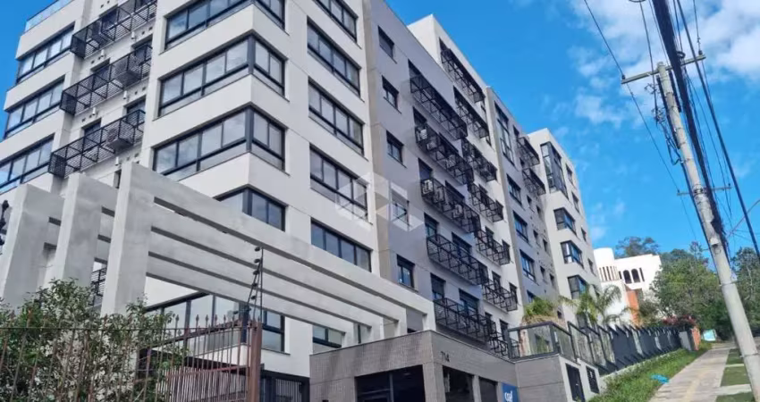 Apartamento com 3 dormitórios, sendo 1 suíte e 2 vagas no bairro menino deus