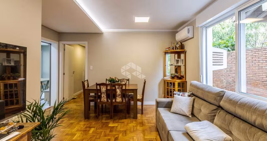 Exelente apartamento três  dormitórios , um com súite  no Bairro Auxiliadora.