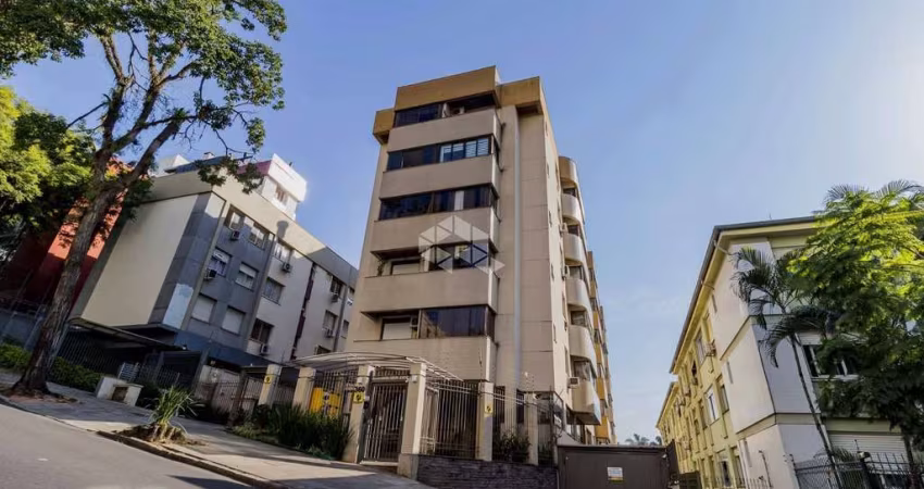 Apartamento 02 dormitórios com 01 suíte, 96 metros, 02 vagas cobertas