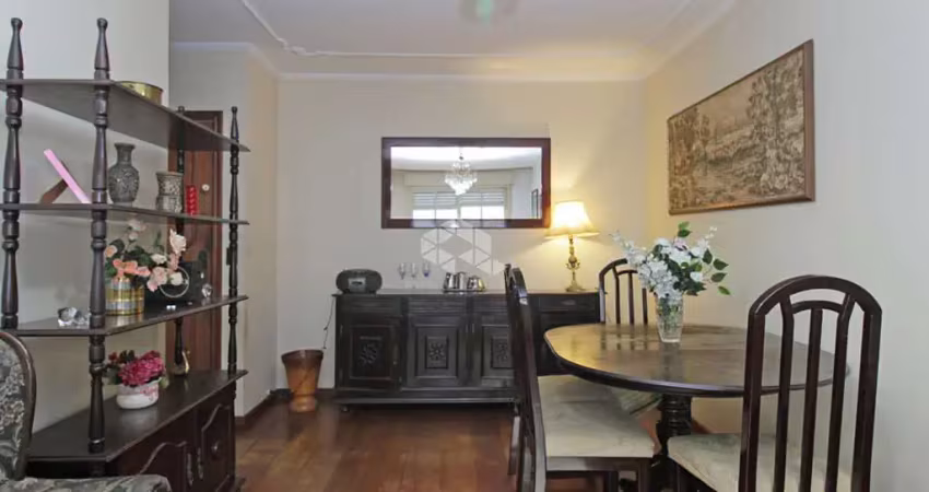 Apartamento com 2 dormitórios  e 1 vaga no bairro petrópolis