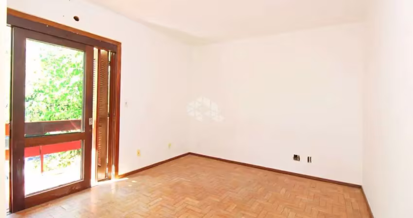 Apartamento com 2 dormitórios e 1 vaga no bairro petrópolis