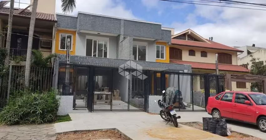 Casa em condomínio fechado com 3 quartos à venda na Avenida José Gertum, 570, Chácara das Pedras, Porto Alegre